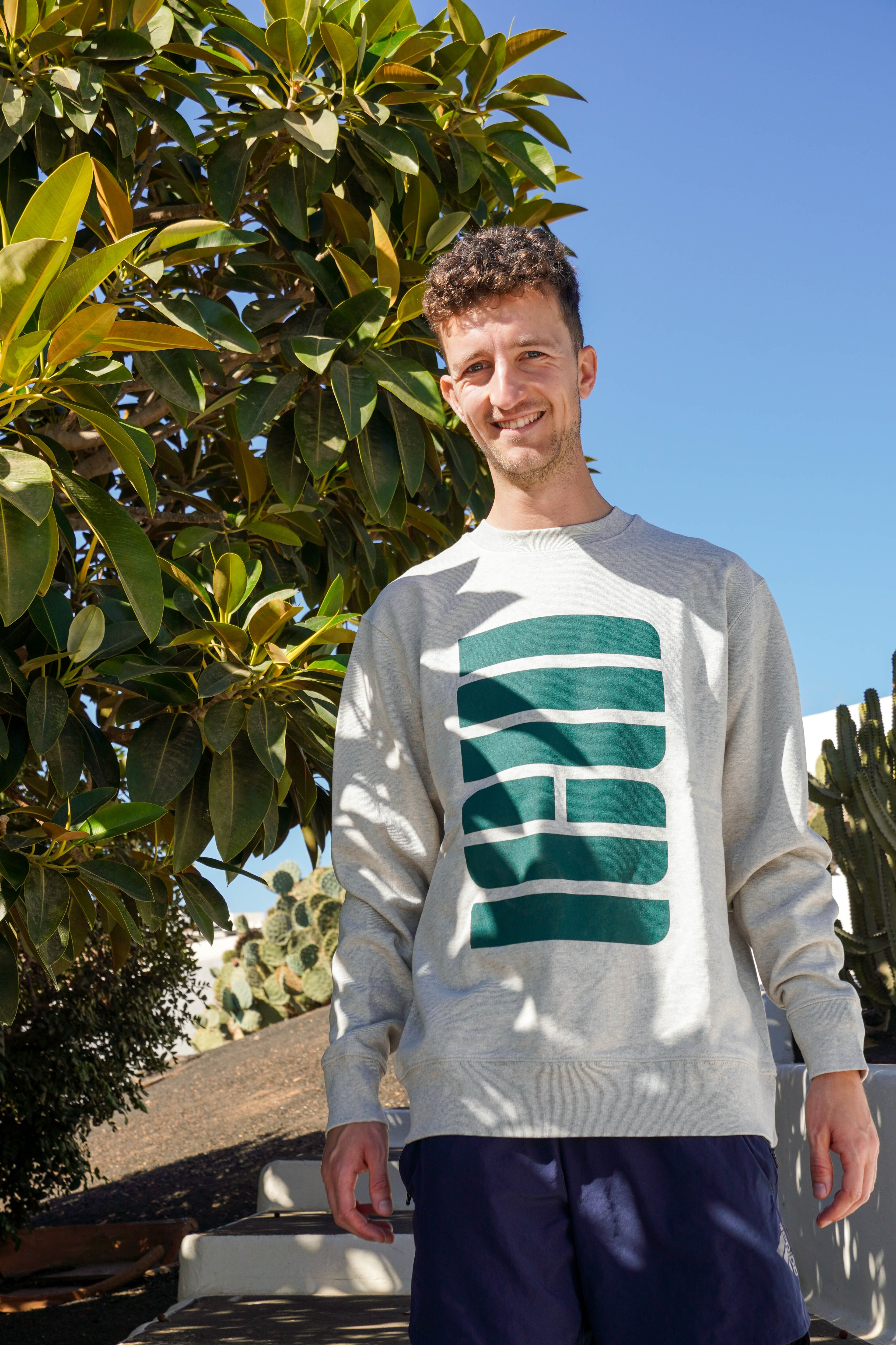 Sweater / Crew neck Casual Grijs – LCW Global 2025